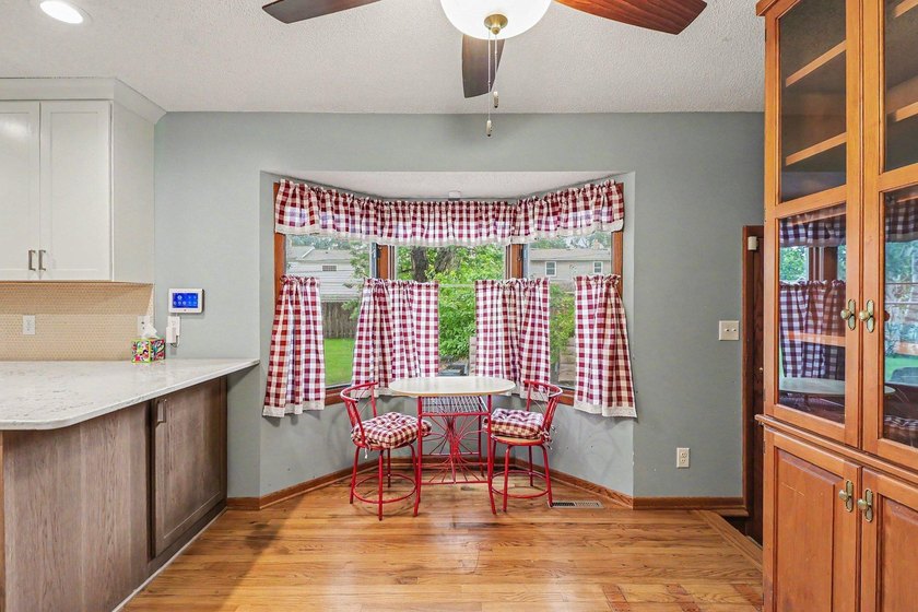 Welcome home to one of White Bear Lake's most sought-after - photo 7