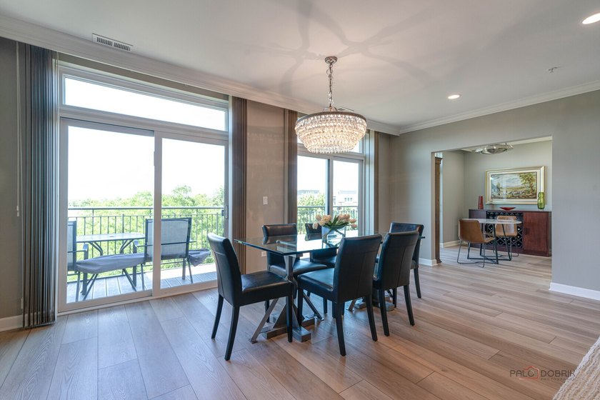 LARGEST PENTHOUSE END-UNIT | POND VIEWS | 3 BEDROOMS | 2.1 BATHS - photo 15