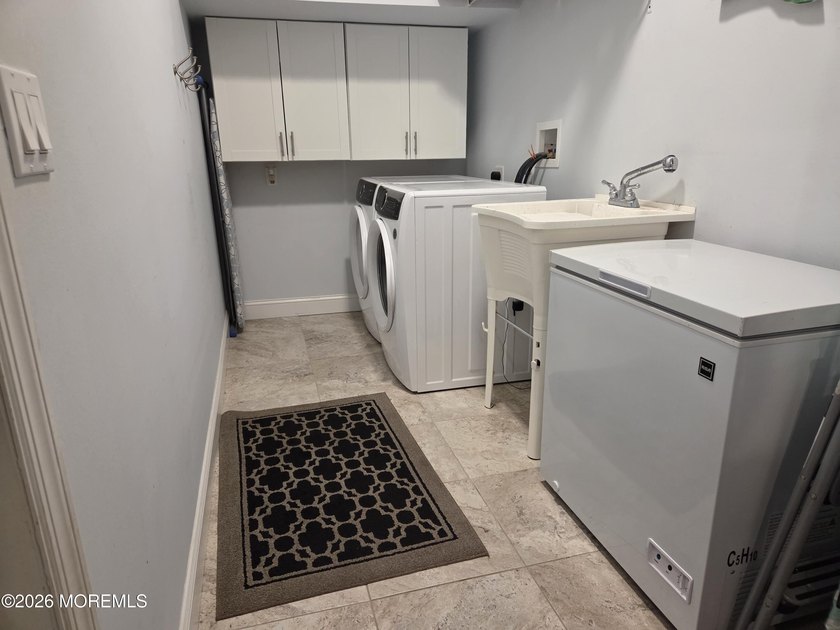 Welcome to this beautifully renovated, move-in-ready ranch in - photo 19