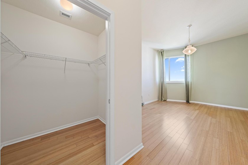 2 parking spaces PLUS valet! Penthouse-level living with 10' - photo 11