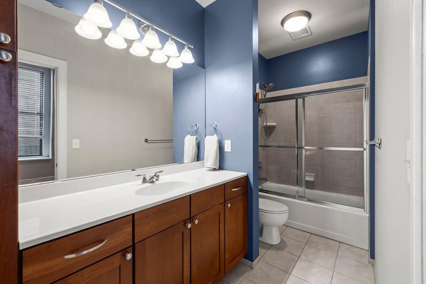 Experience elevated urban living in the Historic Great Northern - photo 18