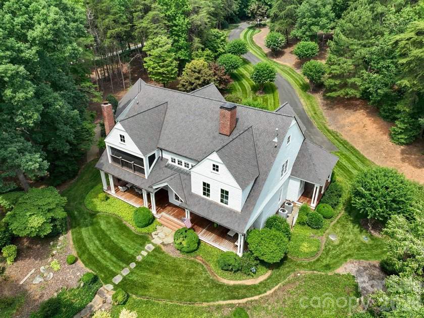 LUXURY LAKE RETREAT WITH PRIVATE PIER! Exhale as you pull onto - photo 6