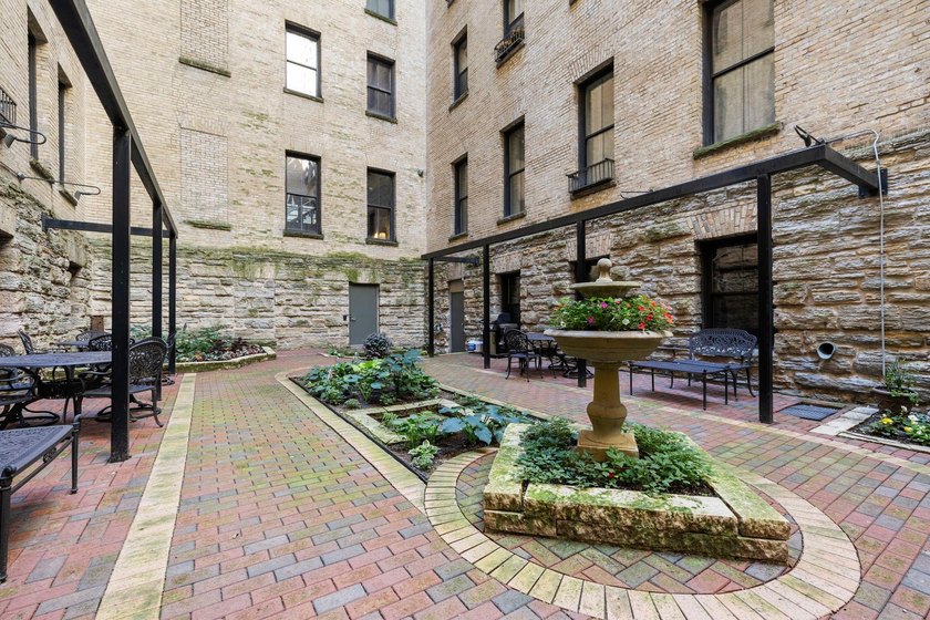Experience elevated urban living in the Historic Great Northern - photo 43