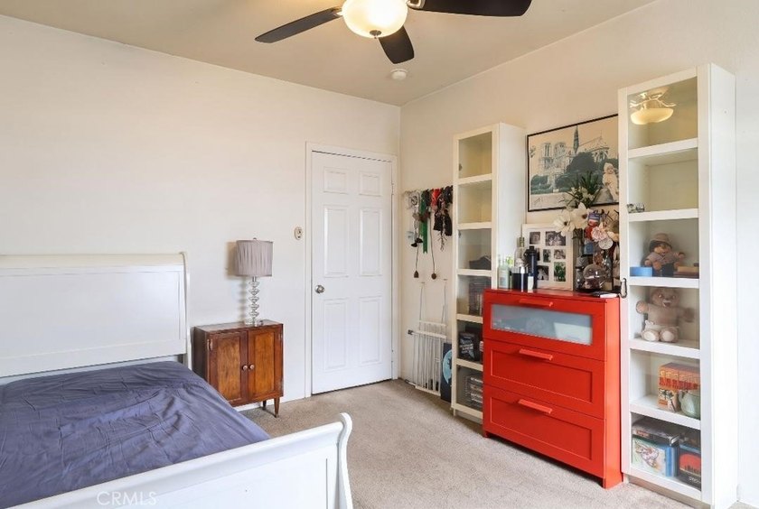Welcome to your new home! This meticulously maintained 3-bedroom - photo 7