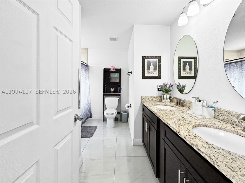 Discover this stunning property featuring 3 spacious bedrooms - photo 9