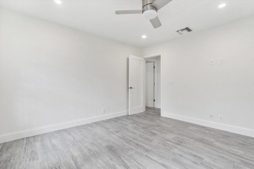 Rare opportunity in the coveted Camino Lakes neighborhood of - photo 35