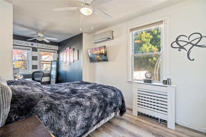 Welcome to 48 Farmers Avenue in Lindenhurst. A Charming and - photo 18