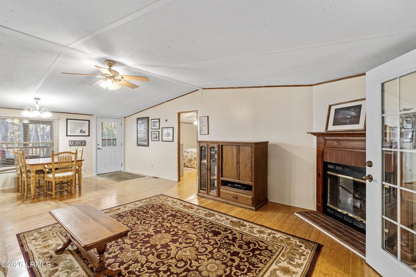Less than one minute from the boat landing!! Three bedroom, two - photo 9