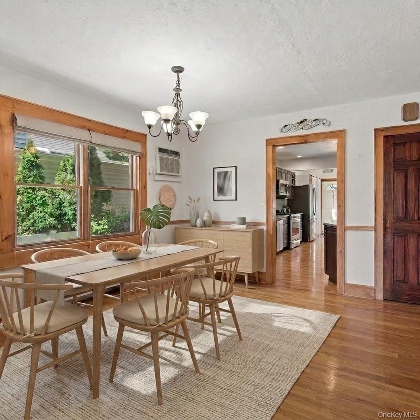 Welcome to 1749 Commonwealth Ave offering 3/4 bedrooms and 2 - photo 8