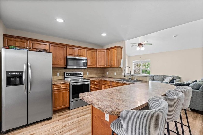 Welcome to this beautifully designed home in the desirable - photo 7