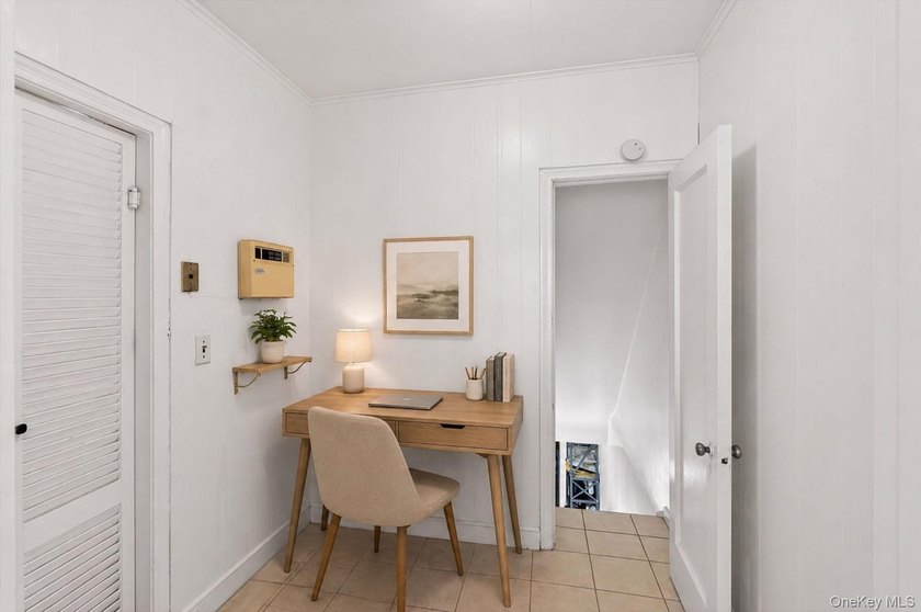 Welcome Home to 642 Edison! A rare opportunity in Throggs Neck - photo 19