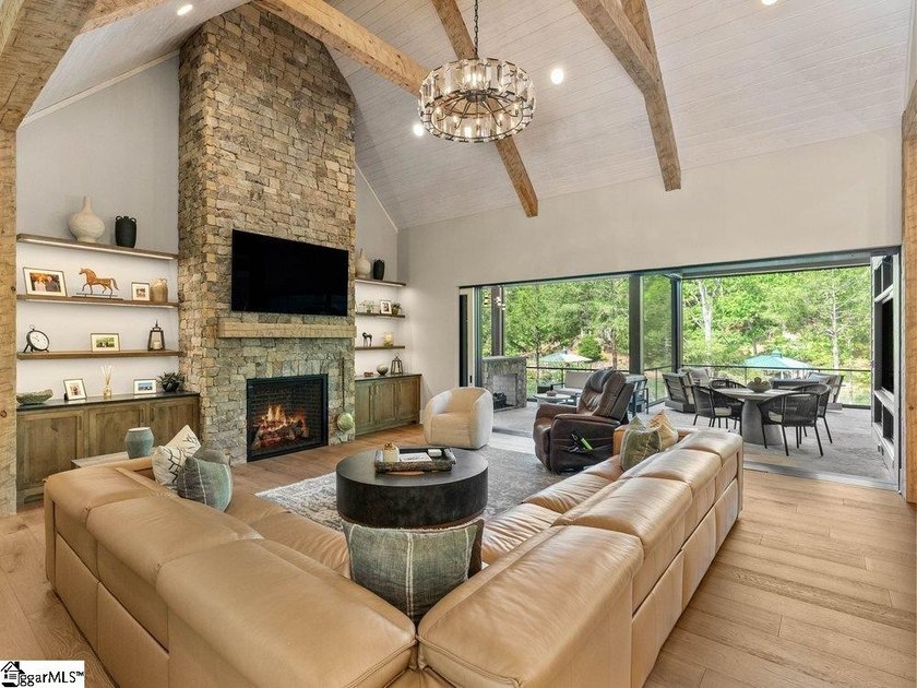 Private Peninsula Estate with 650 Ft Shoreline | New - photo 8