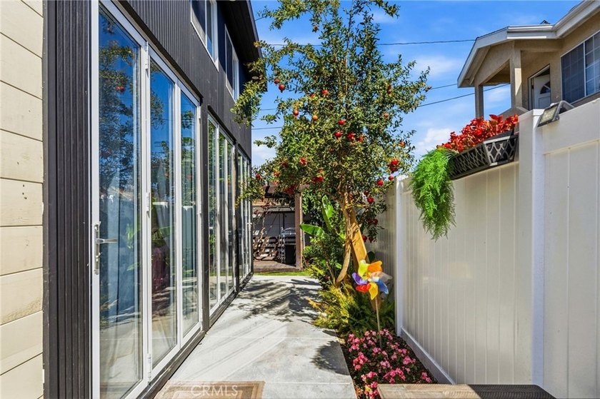 Modern Luxury Meets Exceptional Versatility in Walteria - photo 38
