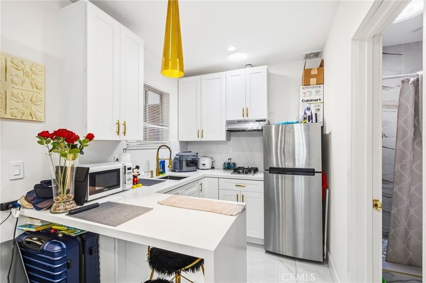 Modern Luxury Meets Exceptional Versatility in Walteria - photo 46