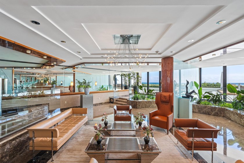 Spectacularly remodeled residence completed by The Decorators - photo 59