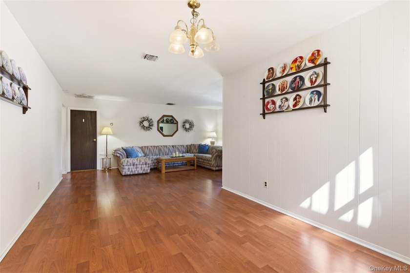 Desired 1 Bedroom end unit ranch model in the beautiful 55+ - photo 10