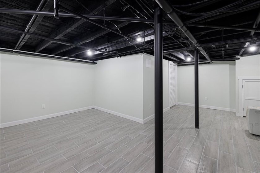 Welcome to your dream home at 2 Birch Street, a charming and - photo 32