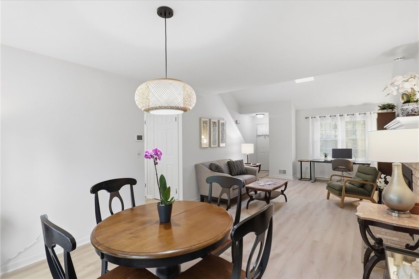 Welcome to this sparkling, move-in ready end-unit townhome in - photo 4