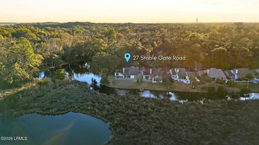 Sunrise marsh views. Single-level living. Iconic Lowcountry - photo 2