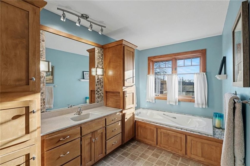 Tucked away on 23 breathtaking acres, this 3,162 sq. ft - photo 30