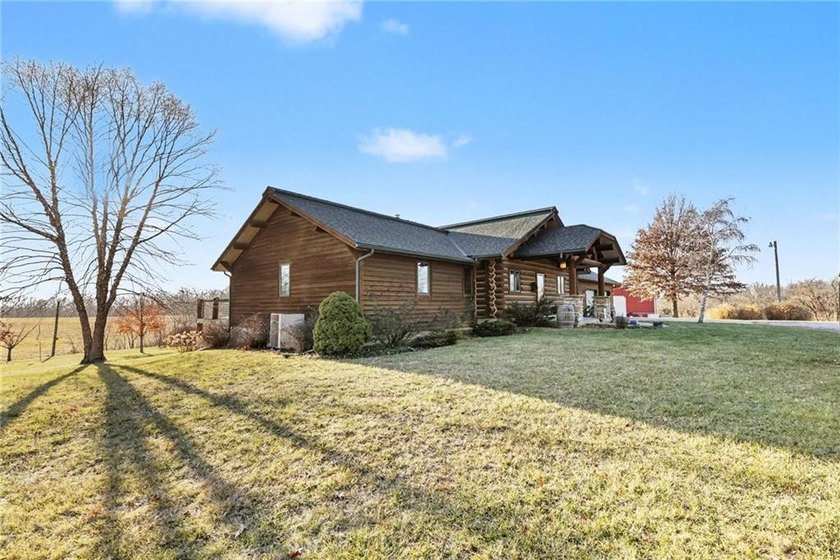 Tucked away on 23 breathtaking acres, this 3,162 sq. ft - photo 34