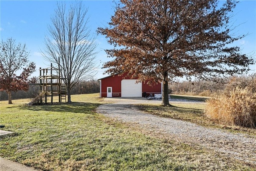 Tucked away on 23 breathtaking acres, this 3,162 sq. ft - photo 40