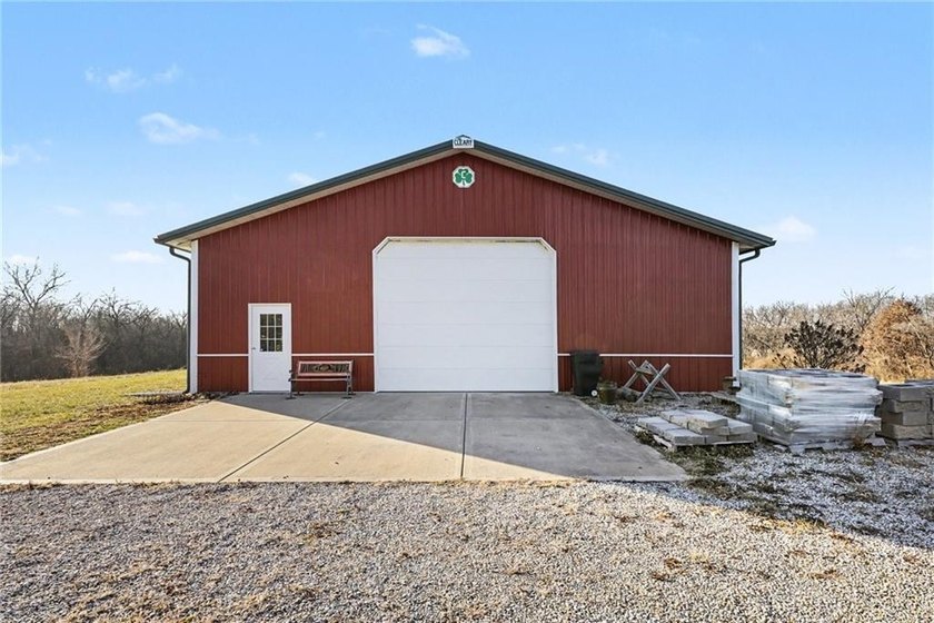 Tucked away on 23 breathtaking acres, this 3,162 sq. ft - photo 41