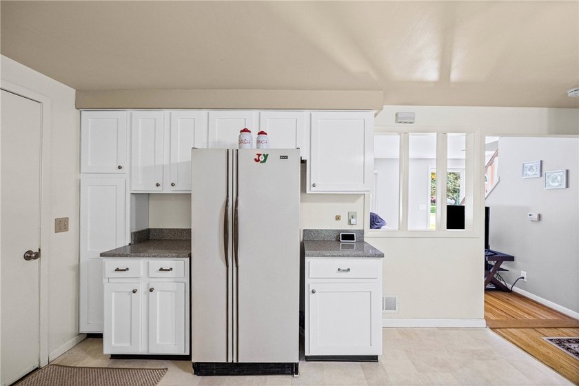 Just Listed! Welcome home to this charming 4-bedroom Cape Cod - photo 18