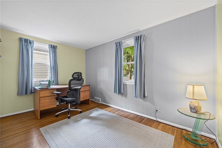 Just Listed! Welcome home to this charming 4-bedroom Cape Cod - photo 28