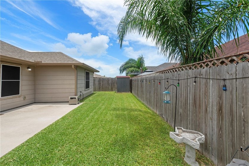 Welcome to 2218 Spoonbill, a move-in ready gem on the desirable - photo 26