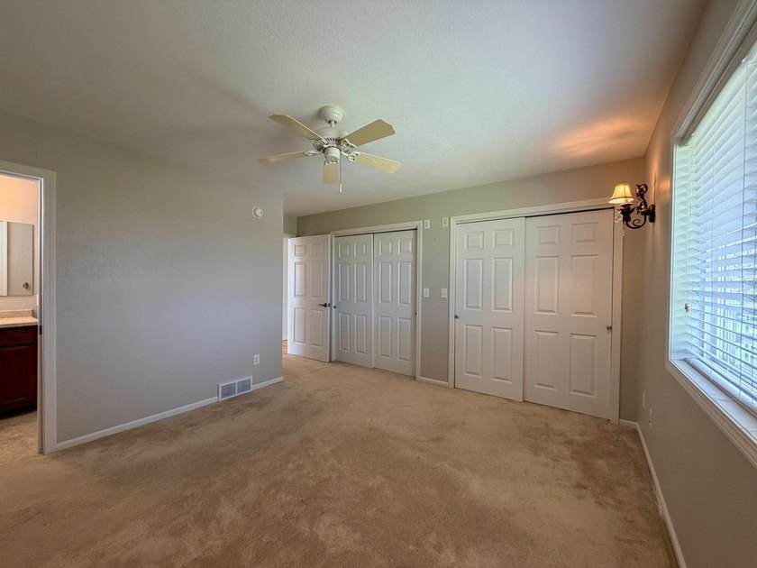 Enjoy the perfect blend of comfort, convenience, and - photo 18