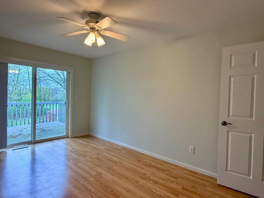 Enjoy the perfect blend of comfort, convenience, and - photo 21