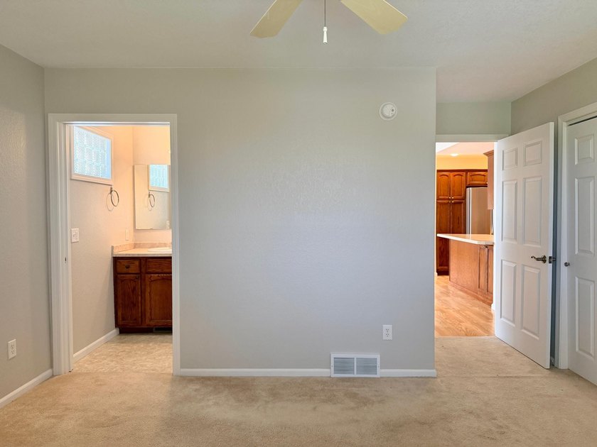 Enjoy the perfect blend of comfort, convenience, and - photo 26
