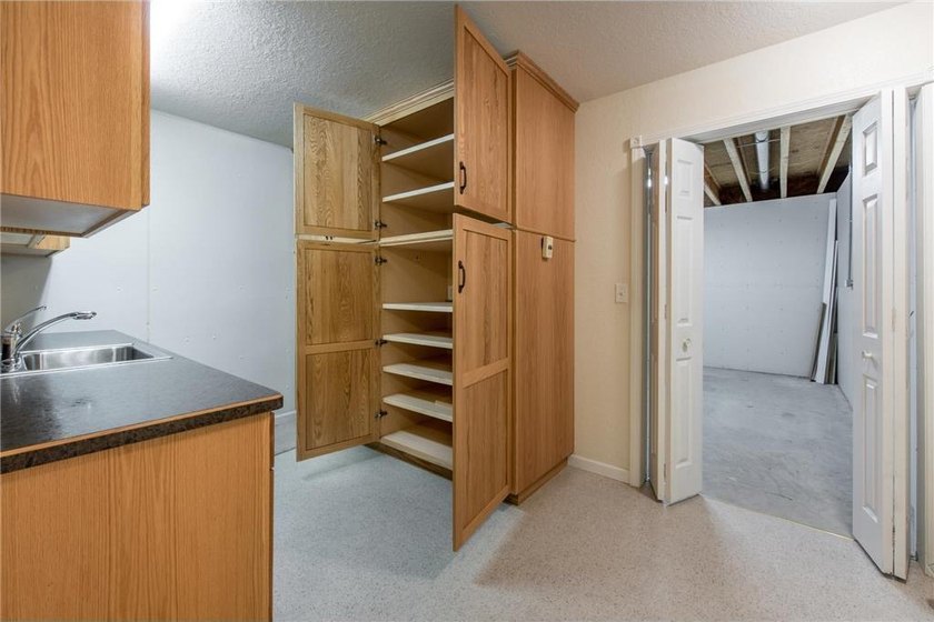 Enjoy the perfect blend of comfort, convenience, and - photo 38