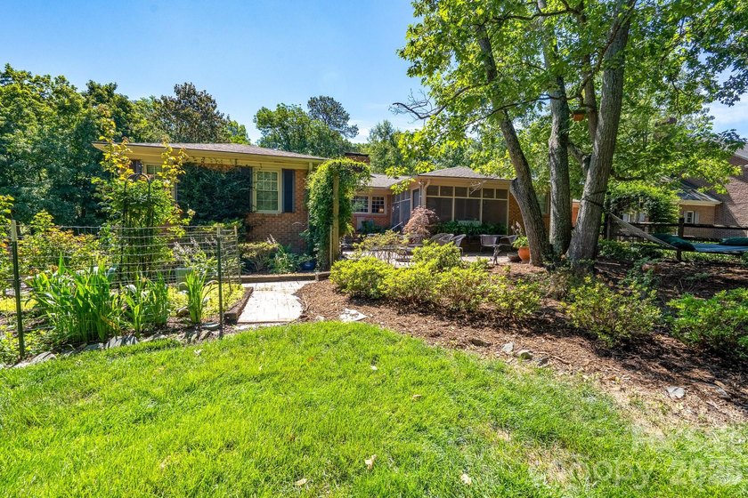 A home that's truly spectacular...Just a quick look at the - photo 4