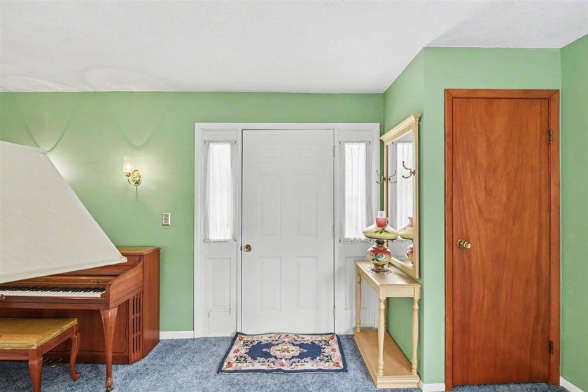 The perfect year-round residence, vacation getaway, or - photo 17