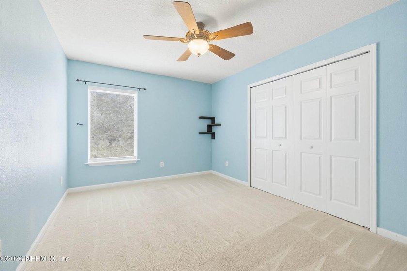 PRICE REDUCED!! Move right into this beautifully maintained - photo 26