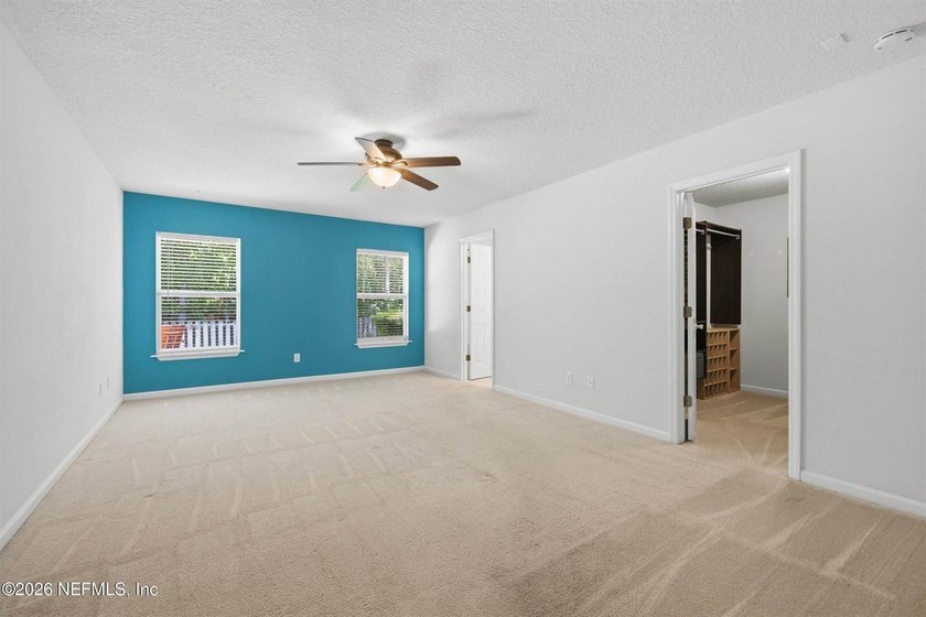 PRICE REDUCED!! Move right into this beautifully maintained - photo 27