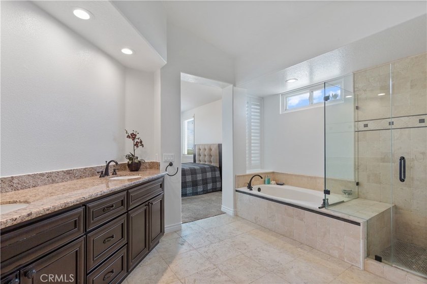 Welcome to luxury coastal living in the prestigious Bay Club - photo 24