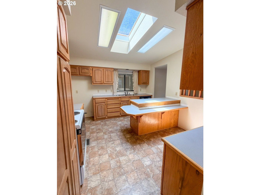 Located in the highly sought-after Florentine Estates 55+ - photo 9