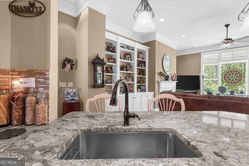 This exquisite 3-bedroom Spruce model home with exceptional - photo 34