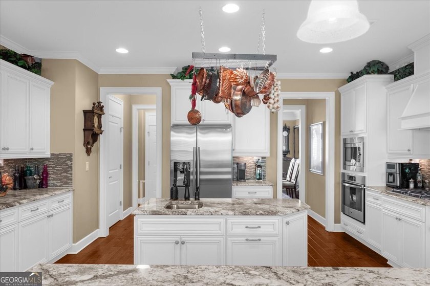 This exquisite 3-bedroom Spruce model home with exceptional - photo 36