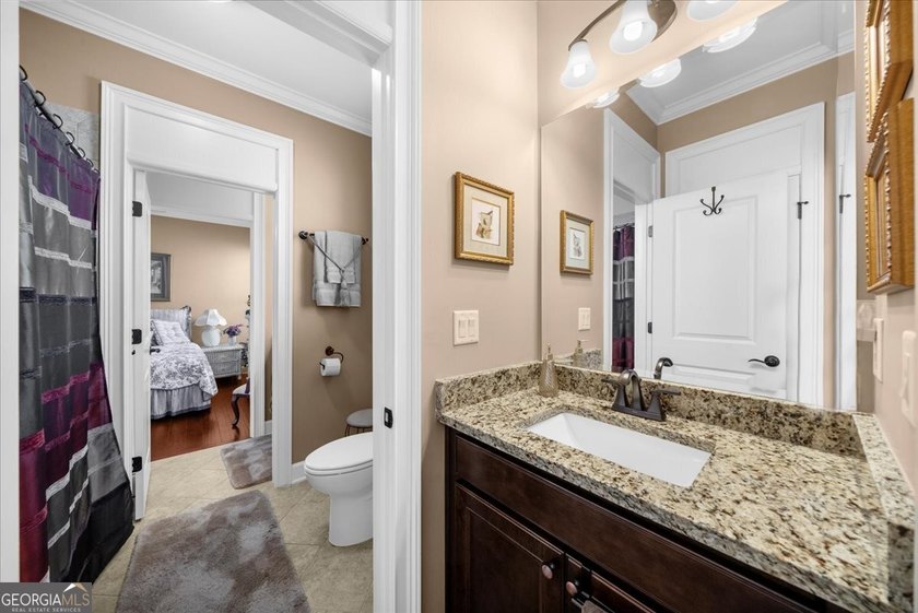 This exquisite 3-bedroom Spruce model home with exceptional - photo 49