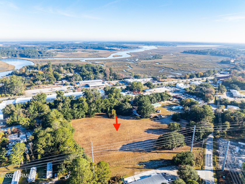 RARE DOUBLE PARCEL OPPORTUNITY: Prime 4.46 Acres in Beaufort - photo 7