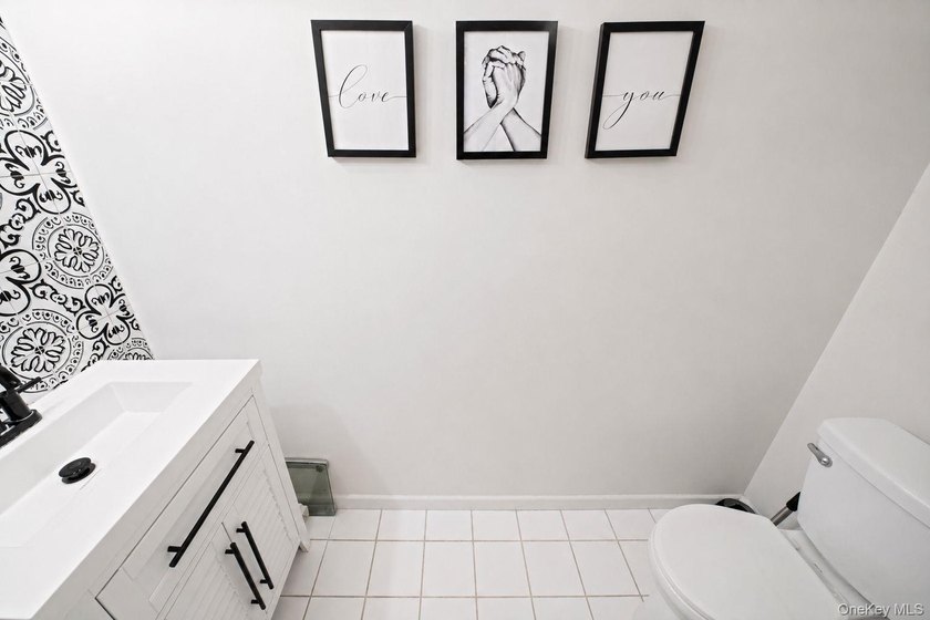 Welcome to 358 Tyler Avenue, Miller Place ! Find your next big - photo 14