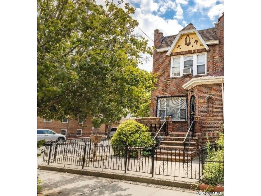We are pleased to present this exclusive property, 3524 Avenue M - photo 3