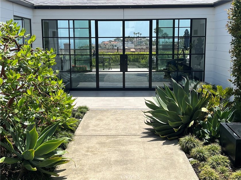 This exceptional custom-built home, completed in 2020, is now - photo 2