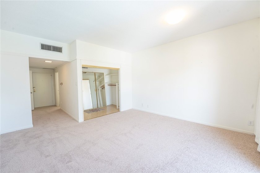 Wake up to a beautiful view every day in this 2 bedroom 2 - photo 18