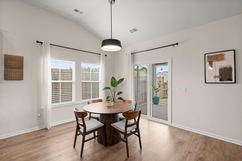 **Sellers offering $5k towards buyers closing costs!!* Why wait - photo 16