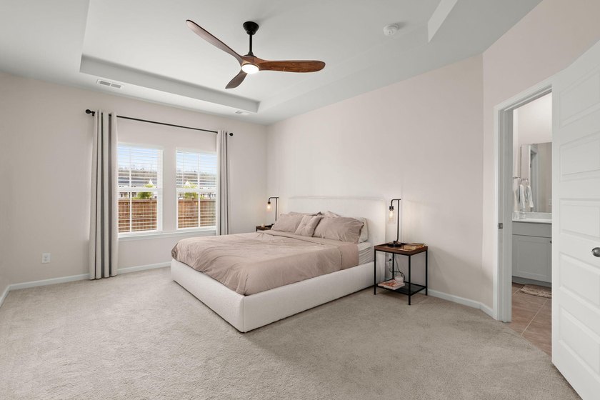 **Sellers offering $5k towards buyers closing costs!!* Why wait - photo 24